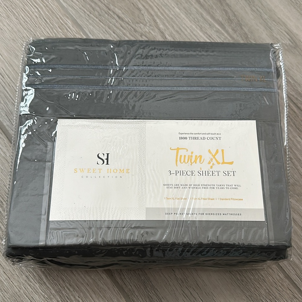 Twin XL Size Bed Sheets - Brand new, still in the package!